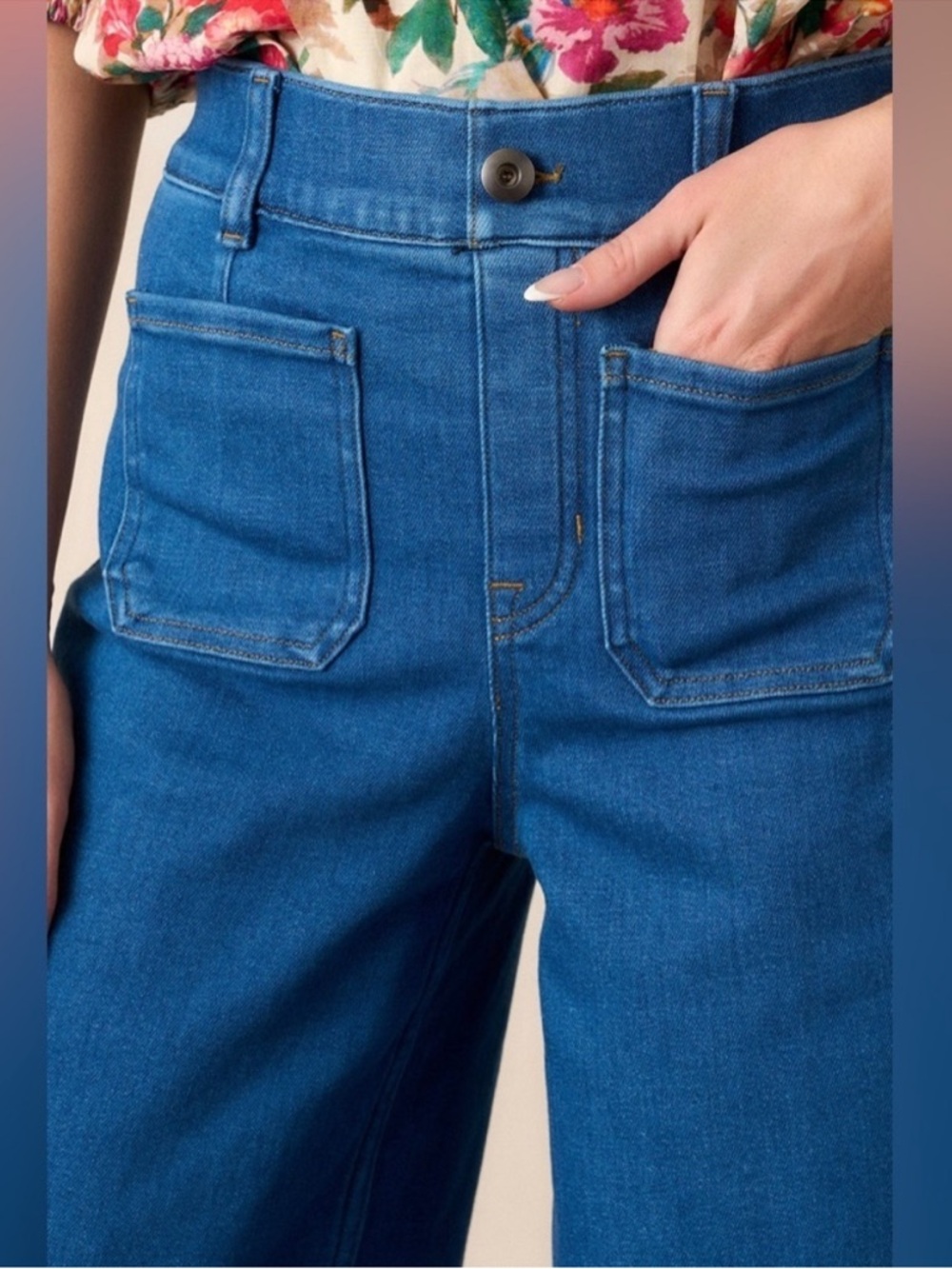 SPANXSHAPE® EVERYWEAR CROPPED WASHED BLUE WIDE LEG JEANS size large - Picture 4 of 10